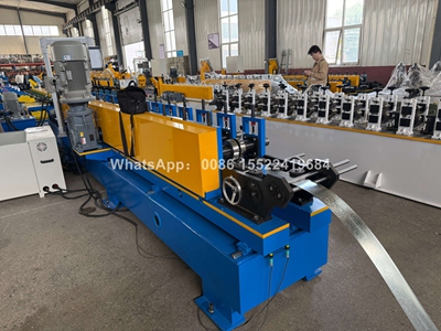 track u machine feeding table