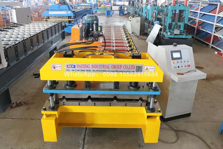 machine profileuse de t&ocirc;le